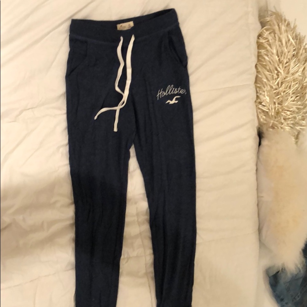 Navy blue dreamworthy soft hollister joggers